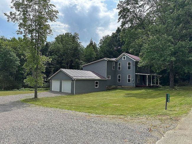 Photo of 3368 Old State Rd, Venus, PA