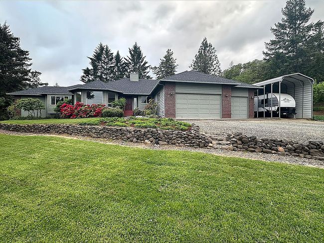 3115 Deer Trail Ln, Medford, OR