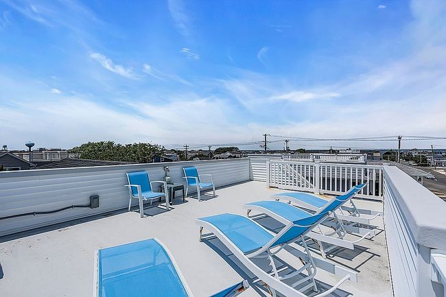 Photo of 40 N 24th St, Surf City, NJ