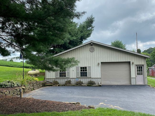 Photo of 644 Ross Rd, Bellville, OH