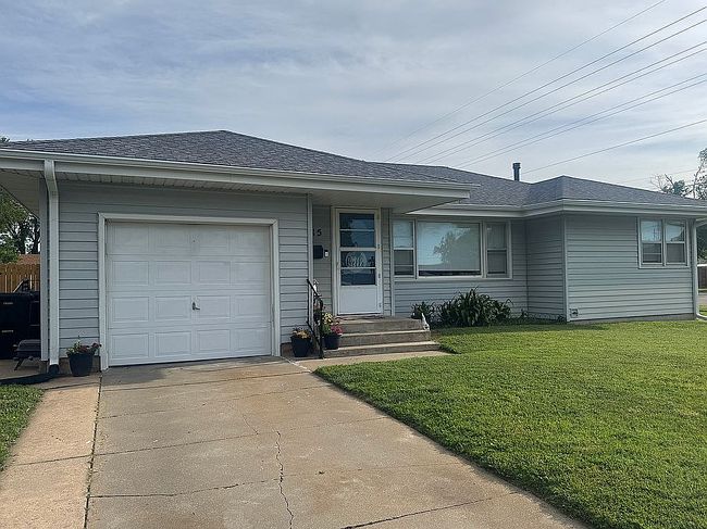 Image of 1015 E Jewell Ave