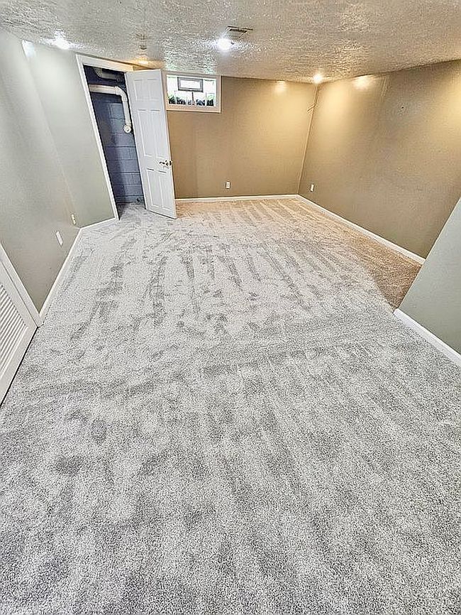 Image of 1624 N Whitcomb Ave
