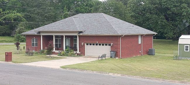 Additional photo 3 of property located at 109 Greatwood Ct