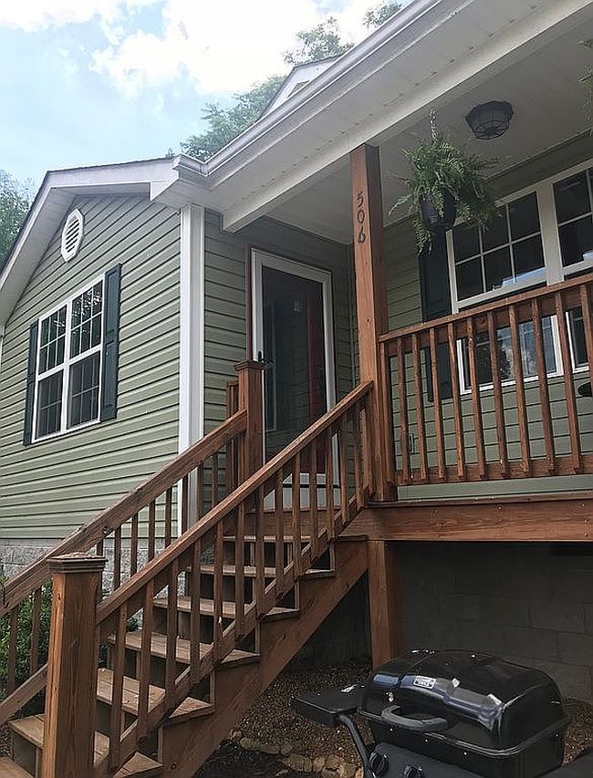 Image of 506 Dixon Ave