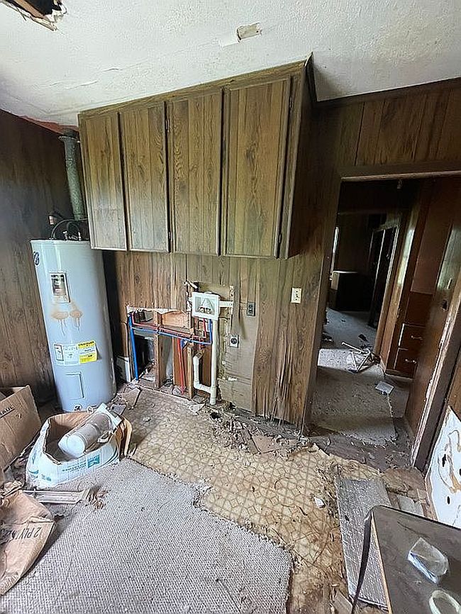Image of 107 N Oak St