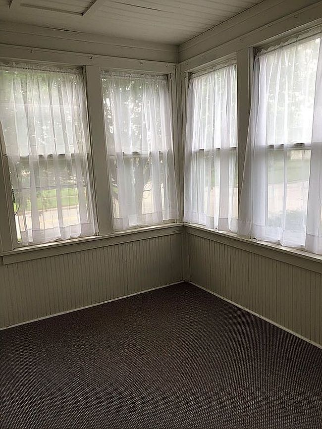 Image of 2445 8th Ave