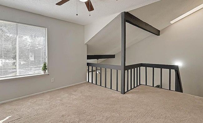 Photo of 2992 Meadowgrass Ln, Houston, TX