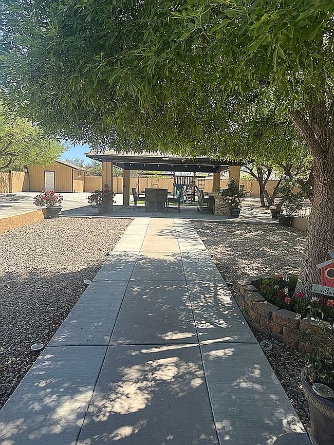 Image of 321 Camino Caballo