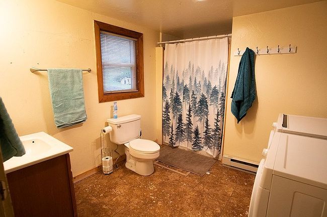 Photo of 1010 La Garita St, Creede, CO
