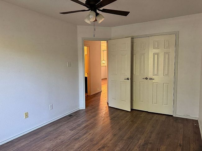 Additional photo 2 of property located at 244 Turnberry Ln