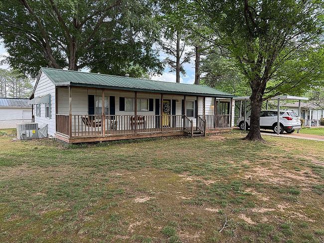Photo of 401 Glendale Ave, Muscle Shoals, AL