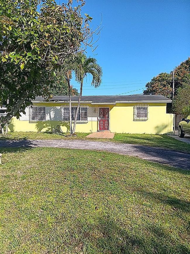 Image of 1825 Nw 112th St