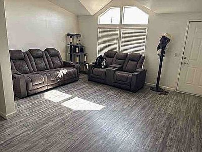 Photo of 12015 E Shaw Ave, Clovis, CA