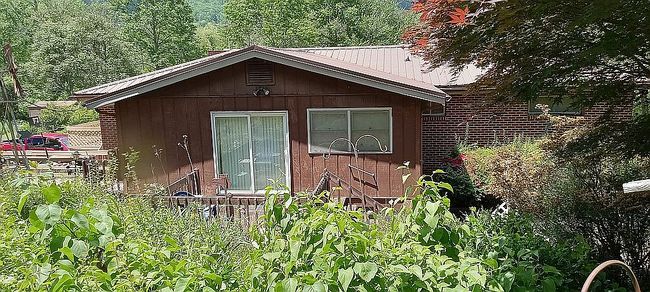 Image of 115 Creasman Hill Rd