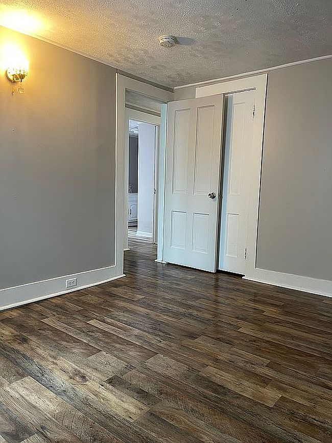 Photo of 1130 W 5th St, Erie, PA