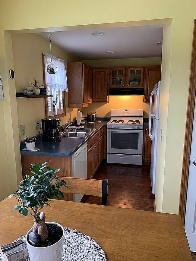 Image of 4333 S Newstead Rd