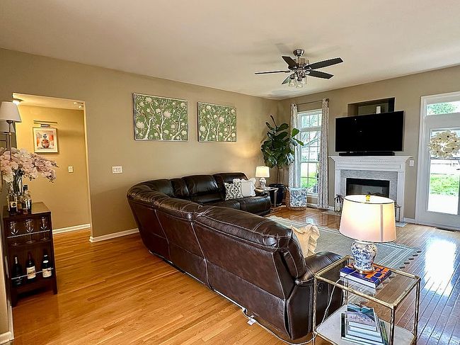 Image of 109 Bedford Ct