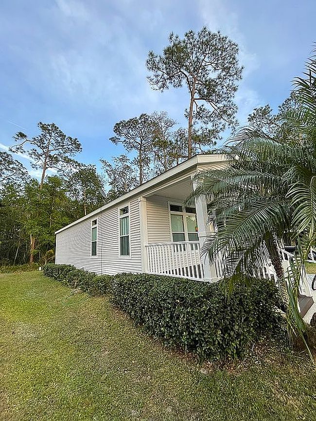 Image of 206 London Dr