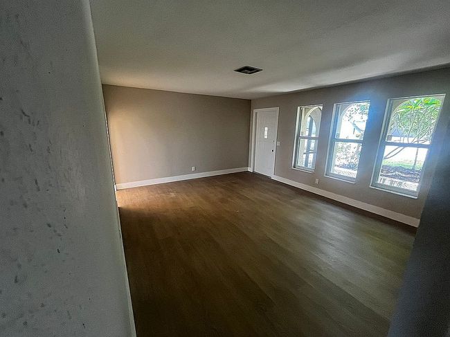 Image of 1214 Se 23rd St