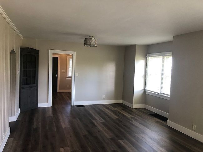 Photo of 7668 Middletown Germantown Rd, Middletown, OH