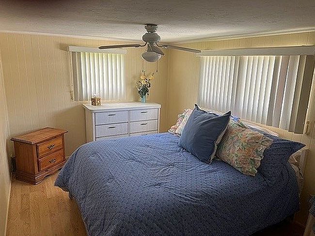 Image of 608 49th B Avenue Dr E