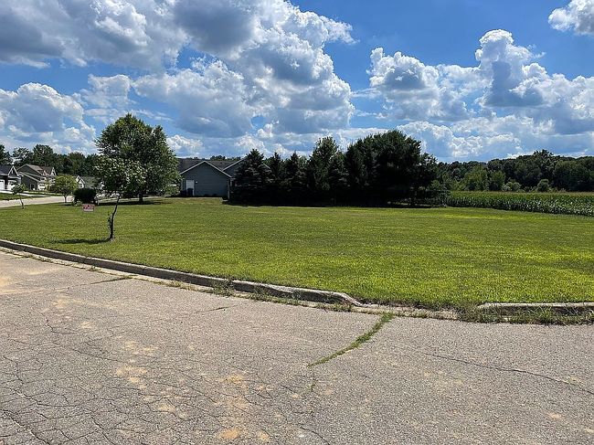 Photo of 10650 Biltmore Ln, Portage, MI