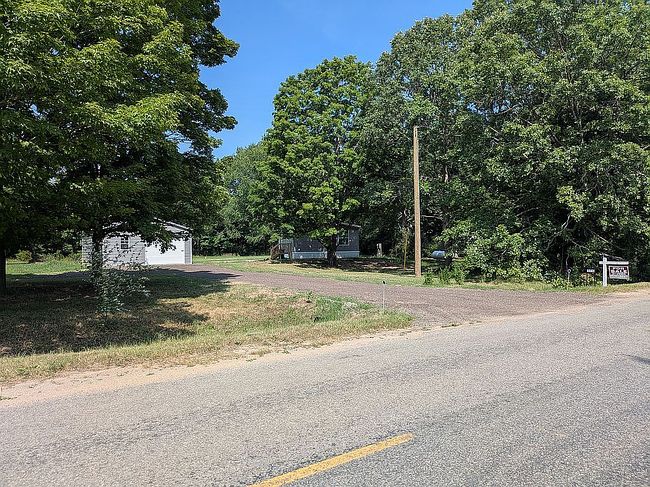 Photo of 370 68th St, South Haven, MI