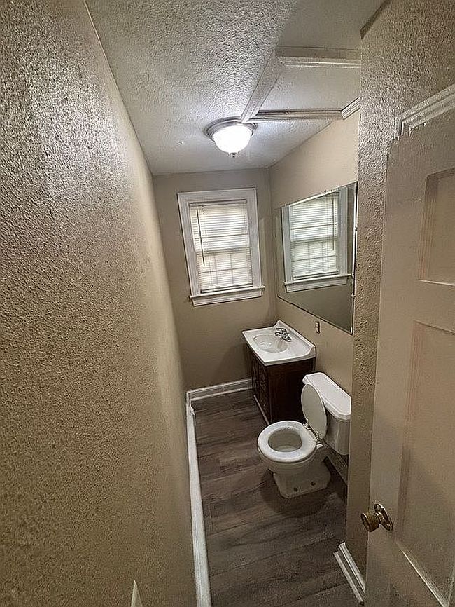 Photo of 190 Main St #T, Brodnax, VA