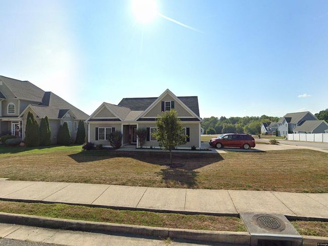 Preview of property located at 238 Windsor Dr