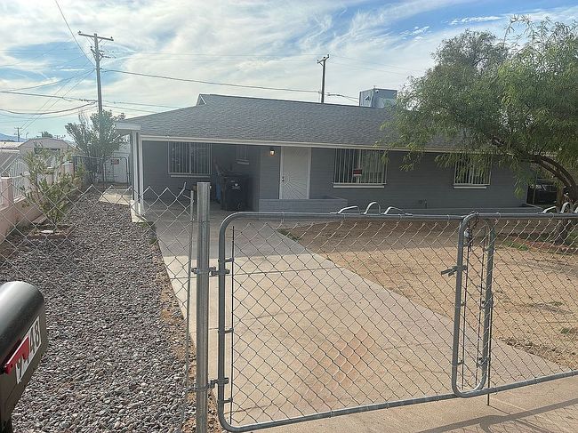Photo of 9448 S 10th Ave