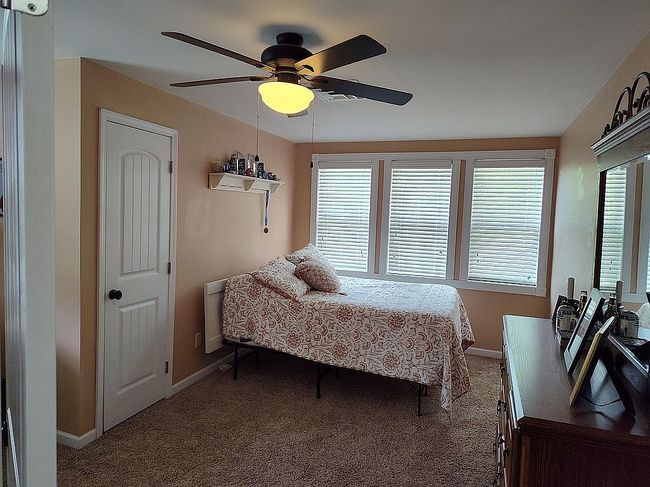 Image of 1130 Moselle Rd