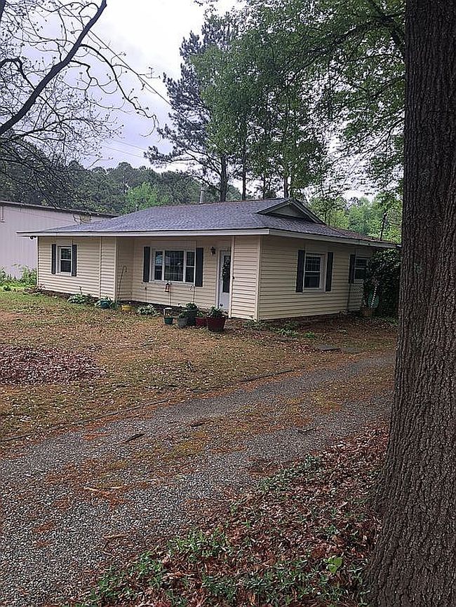 Additional photo 3 of property located at 1110 Hawkins Ave