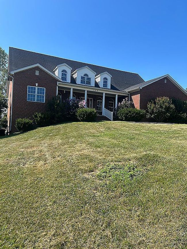 Photo of 103 Peaks Mill Rd, Frankfort, KY