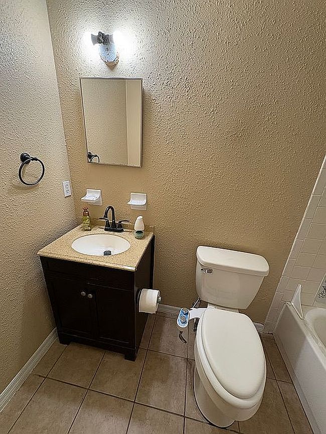 Photo of 313 Vermont Ave, Saint Cloud, FL