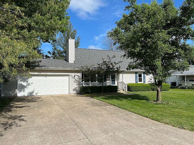 Photo of 606 Weintz St, Moberly, MO