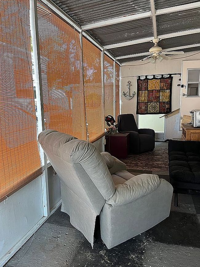 Image of 12928 Seminole Blvd Unit 25