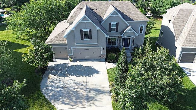 Photo of 11611 W 158th Ter, Overland Park, KS