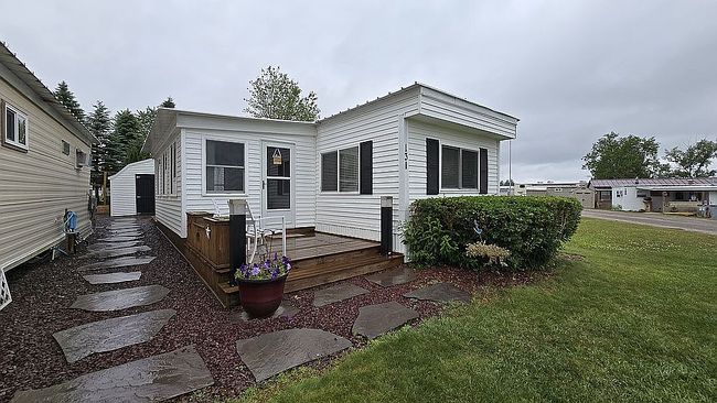 Photo of 131 Cornell Dr
