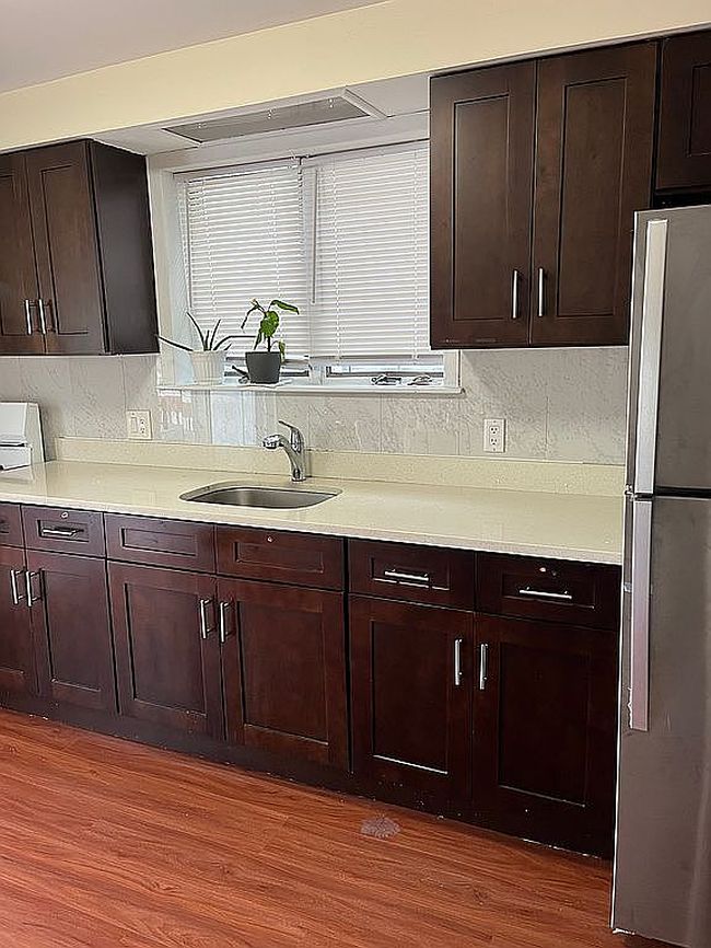 Photo of 1830 124th St, Flushing, NY