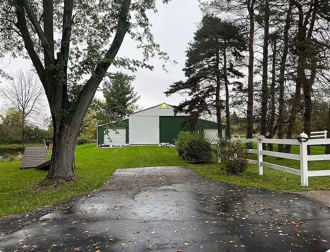 Photo of 4842 Merwin Rd, Lapeer, MI