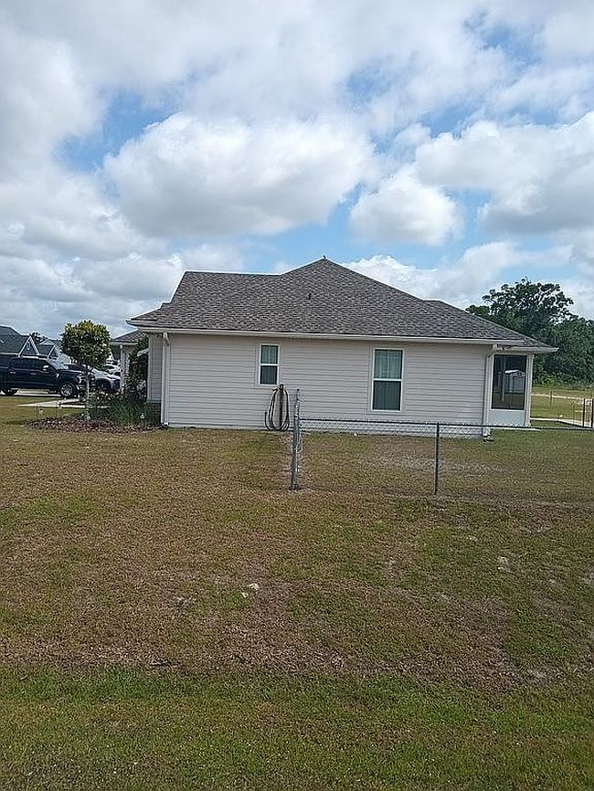 Image of 167 Sw Beacon Way