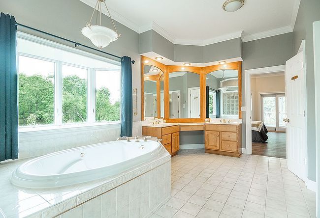 Image of 2548 Stone Ridge Dr