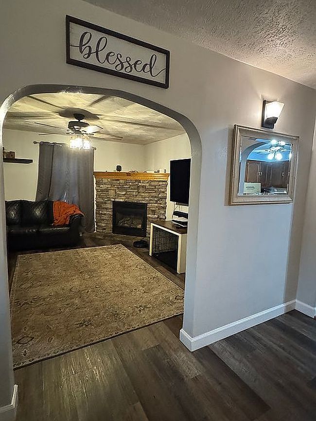 Photo of 170 W Depot Way, Masontown, WV