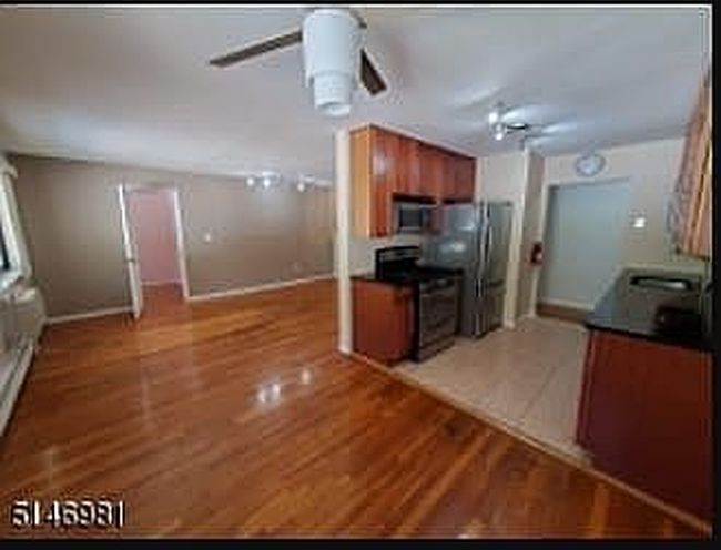 Photo of 401 Us Highway 22 Apt 22H, North Plainfield, NJ