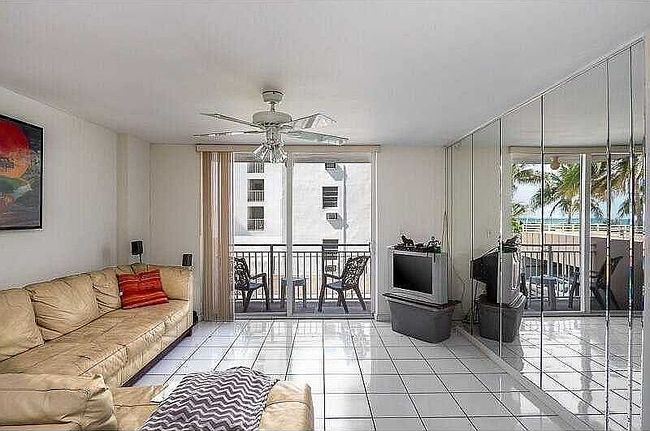 Photo of 345 Ocean Dr Apt 214, Miami Beach, FL