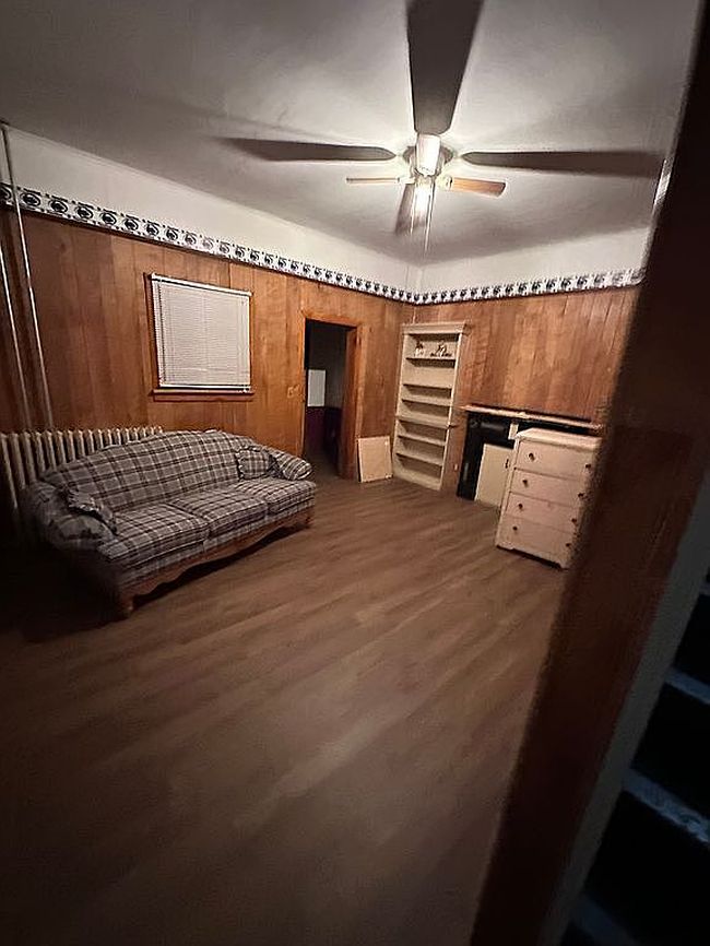 Image of 109 E Dubois Ave