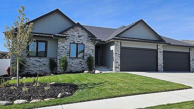 Preview of property located at 8010 S 183rd St