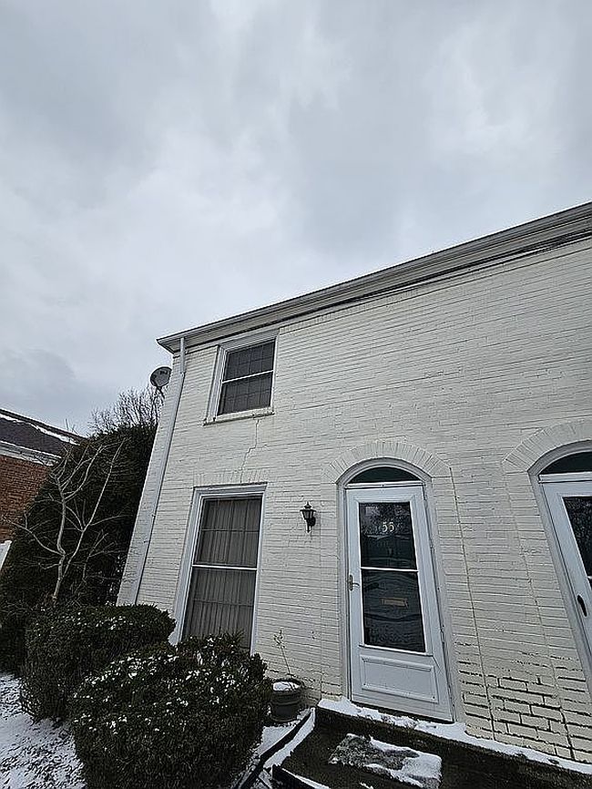 Image of 23 Trenton Sq