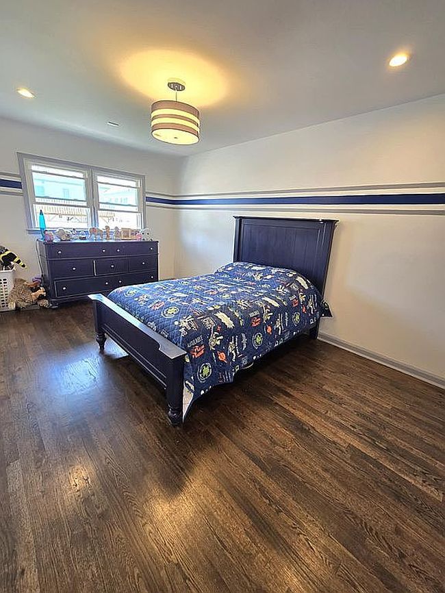 Photo of 16425 88th St, Jamaica, NY