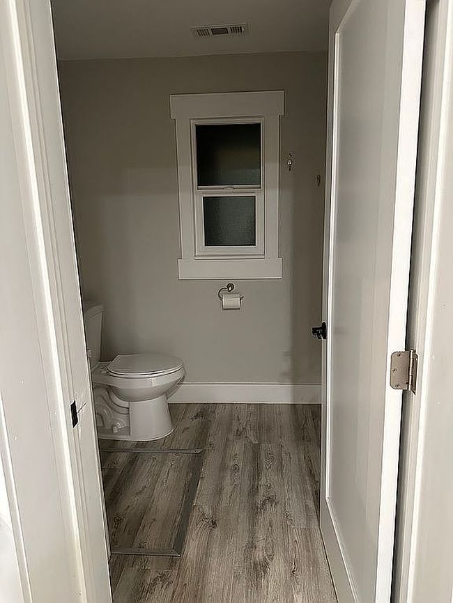 Image of 182 S 1 W